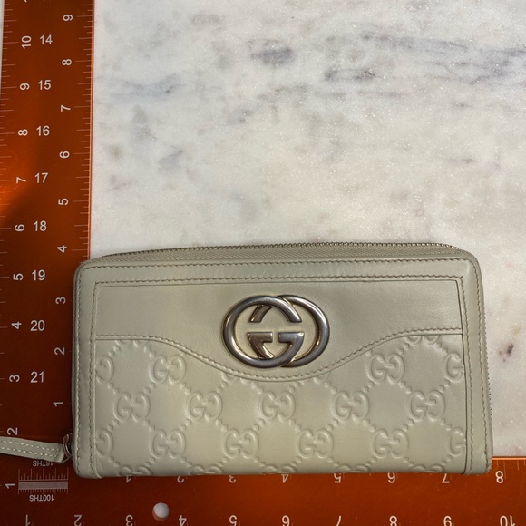 Gucci Guccissima Continental Wallet - Picture 9 of 9
